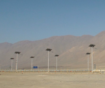 Solar Street Lights for the Desert Solar Street Lights